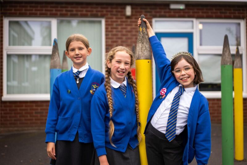 Image for the Tweet beginning: Play times are happy times